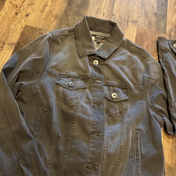 Torrid Denim Jacket sz 0 NWT - Picture 2 of 7